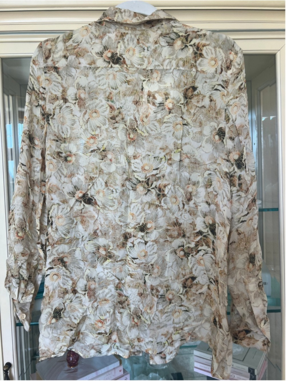 Chloé Floral Button Down Shirt, Size S, 36/4 Beige and White Floral New! - Picture 5 of 9